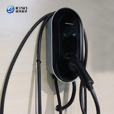 شاحن الحائط من نوع 1 للسيارات الكهربائية من نوع BYD Song Plus مع بدء تشغيل RFID ومعايير شحن GB / T