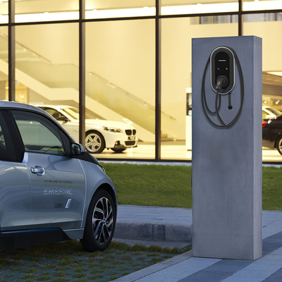 شاحن الكهرباء السريع على الجدار / العمود KIWI 22KW للجهد الدخالي 380v والكابلات من النوع 1 2