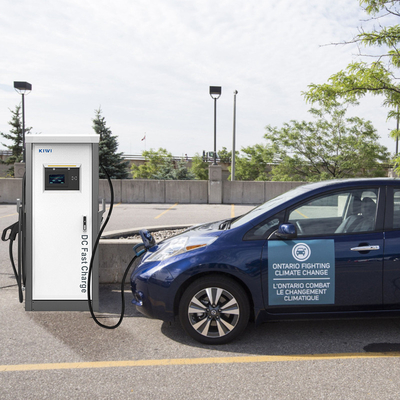 60 كيلوواط OCPP 1.6J/1.5J CCS2 GBT Chademo شاحن المركبات الكهربائية المستوى 3 DC EV شاحن سريع