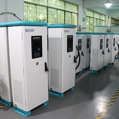 CCS/CHAdeMO/Tesla OCCP 1.6 شاحن EV متزامن 120KW DC بجهد الخروج 150V-1000V