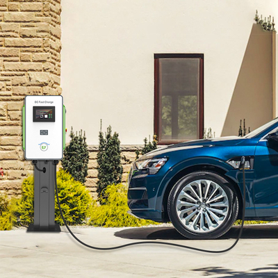 كومة شحن السيارات الكهربائية OEM المستوى 3 الجدار 30kW DC شاحن سريع CCS1 CCS2 GB / T